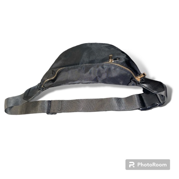 Black Fanny pack - Picture 3 of 3